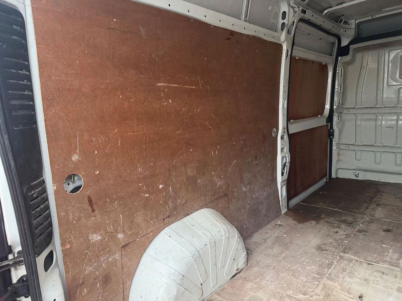 Peugeot Boxer 2.2 HDi 335 Professional L3 H2 Euro 5 5dr 5dr Manual 2025