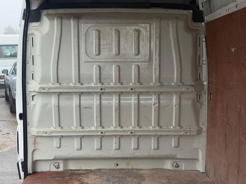 Peugeot Boxer 2.2 HDi 335 Professional L3 H2 Euro 5 5dr 5dr Manual 2025