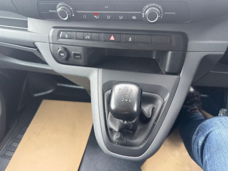 Peugeot Expert 2.0 BlueHDi 1400 Professional Standard Panel Van MWB Euro 6 (s/s) 6dr 6dr Manual 2025