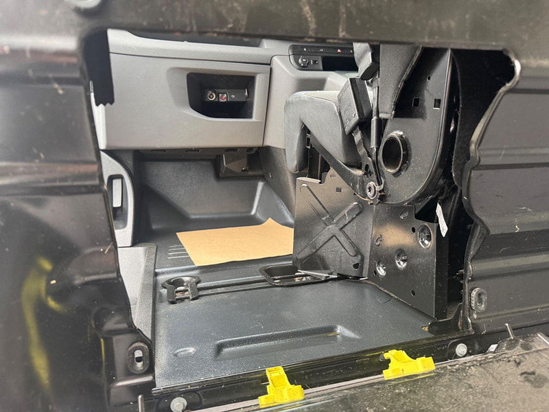 Peugeot Expert 2.0 BlueHDi 1400 Professional Standard Panel Van MWB Euro 6 (s/s) 6dr 6dr Manual 2025