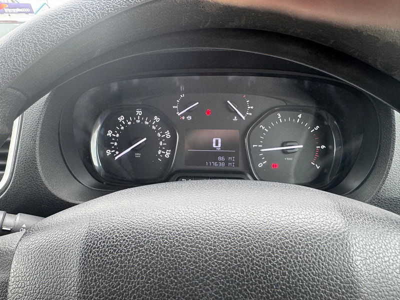 Peugeot Expert 2.0 BlueHDi 1400 Professional Standard Panel Van MWB Euro 6 (s/s) 6dr 6dr Manual 2025