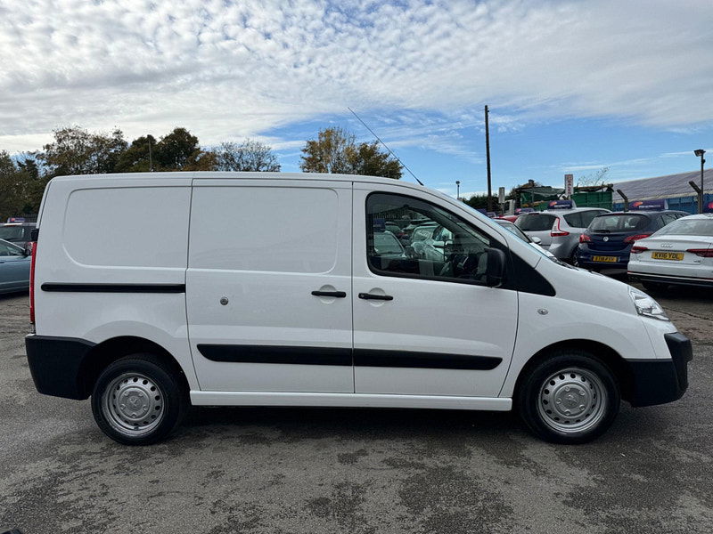 Peugeot Expert 2.0 HDi L1 H1 4dr 4dr Automatic 2025