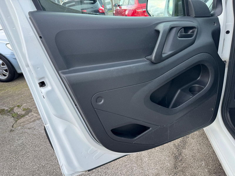 Peugeot Partner 1.6 eHDi 850 S L1 (s/s) 4dr 4dr Manual 2026