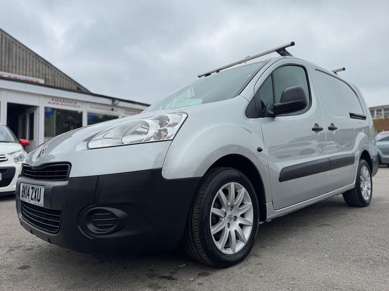 Peugeot Partner 1.6 HDi S Crew Van L2 H1 4dr 4dr Manual 2025