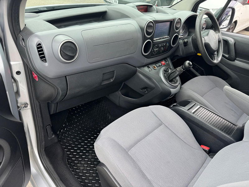 Peugeot Partner 1.6 HDi S Crew Van L2 H1 4dr 4dr Manual 2025