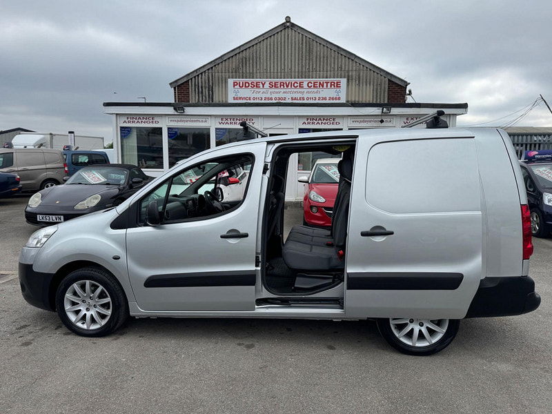 Peugeot Partner 1.6 HDi S Crew Van L2 H1 4dr 4dr Manual 2025