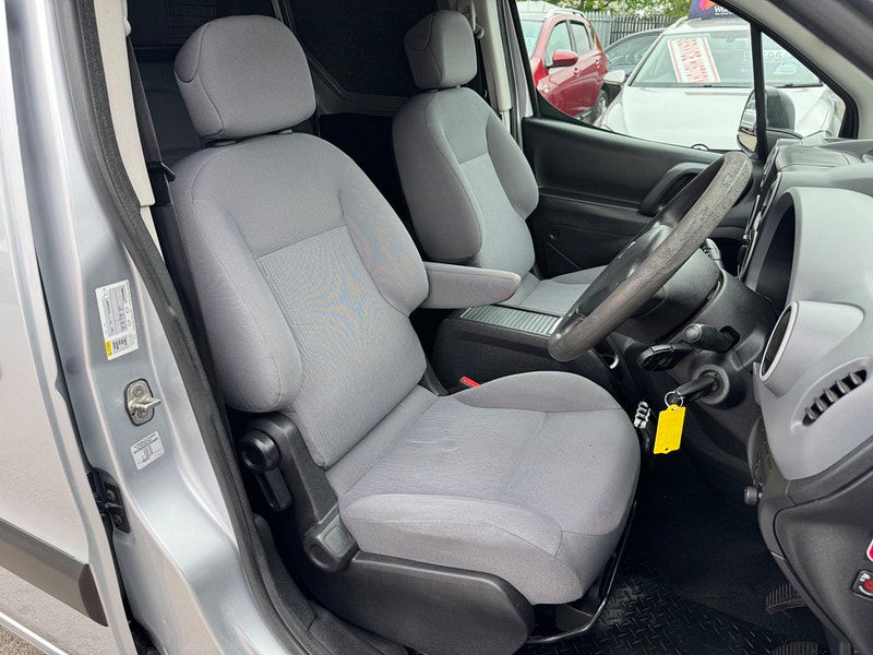Peugeot Partner 1.6 HDi S Crew Van L2 H1 4dr 4dr Manual 2025