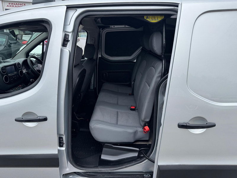 Peugeot Partner 1.6 HDi S Crew Van L2 H1 4dr 4dr Manual 2025