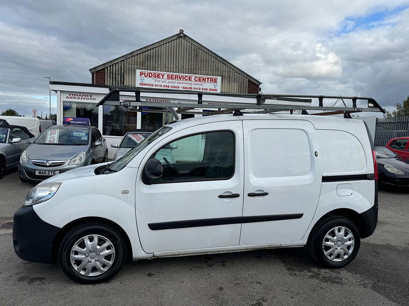 Renault Kangoo 1.5 dCi Energy ML19 eco2 Phase 2 FWD L2 H1 5dr 5dr Manual 2025