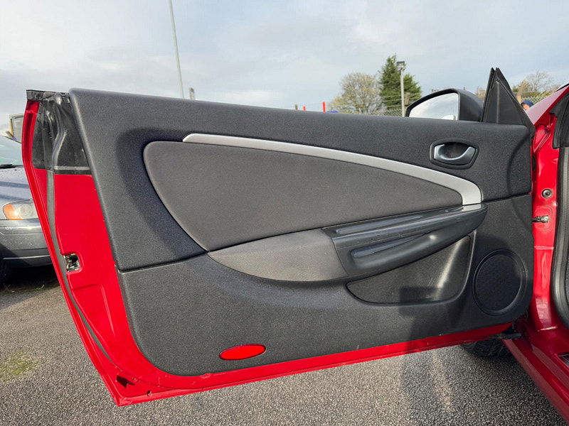 Renault Megane 1.4 TCe Dynamique TomTom Euro 5 2dr 2dr Manual 2025