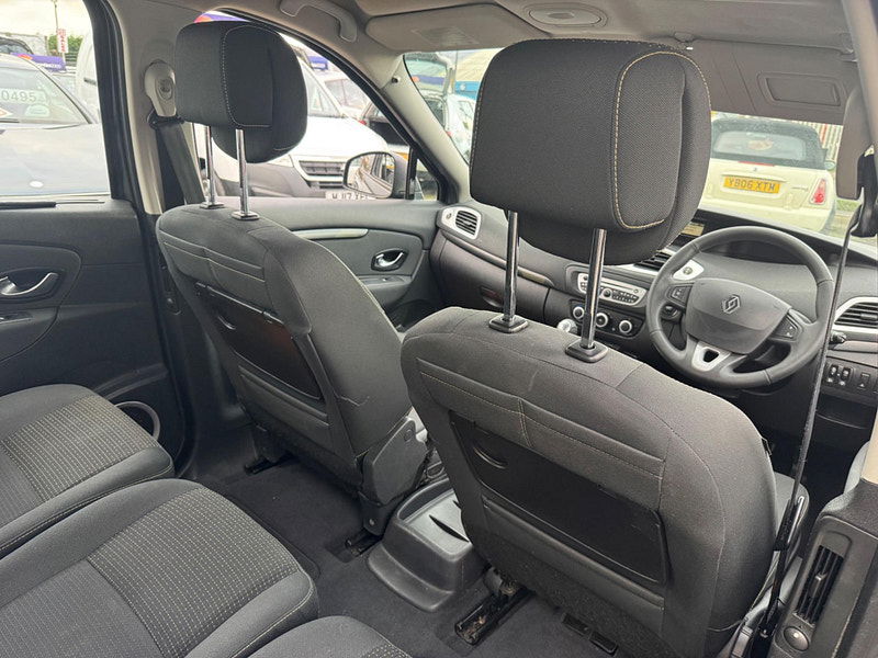 Renault Scenic 1.6 VVT Dynamique Euro 5 5dr 5dr Manual 2025