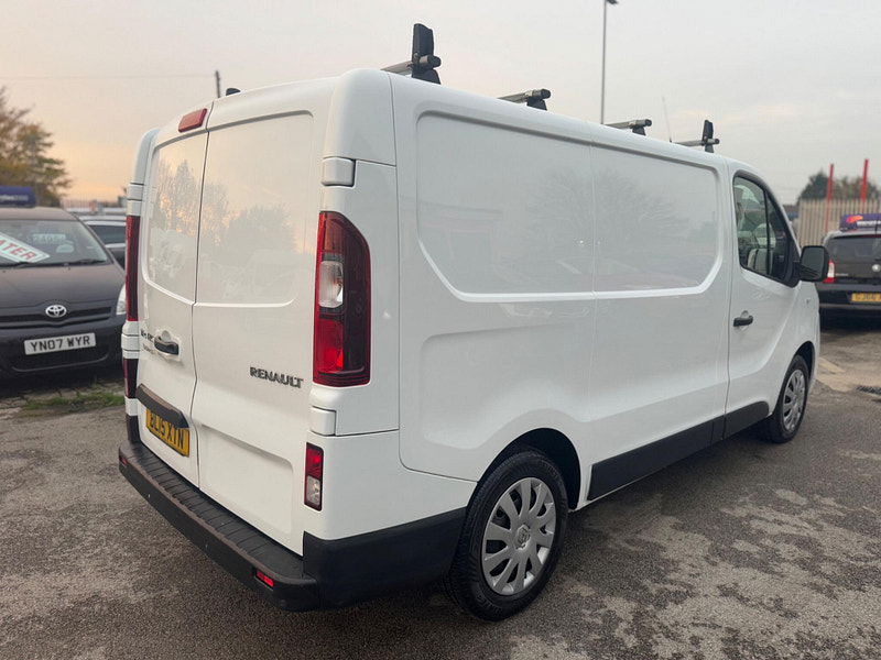 Renault Trafic 1.6 dCi 27 Business+ SWB Standard Roof Euro 5 5dr 4dr Manual 2025