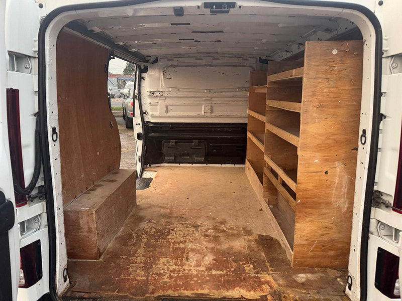 Renault Trafic 1.6 dCi 27 Business+ SWB Standard Roof Euro 5 5dr 4dr Manual 2025