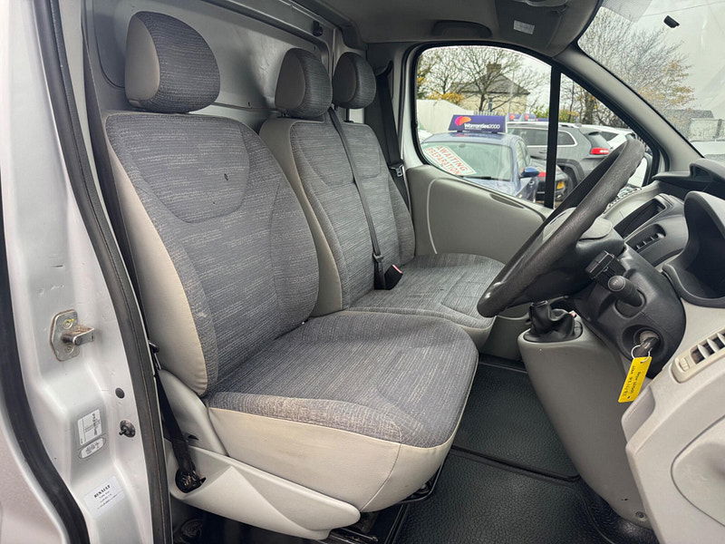 Renault Trafic 2.0 dCi LL29 eco L3 H1 3dr (Phase 3) 3dr Manual 2026