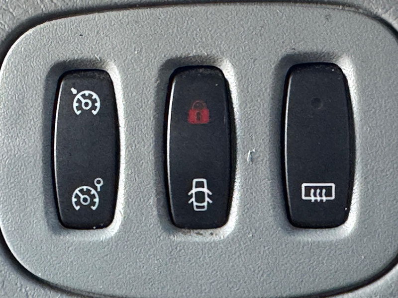 Renault Trafic 2.0 dCi LL29 Sport L3 H1 3dr 4dr Manual 2025