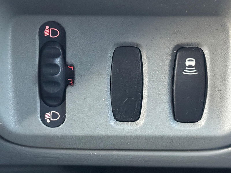 Renault Trafic 2.0 dCi LL29 Sport L3 H1 3dr 4dr Manual 2025