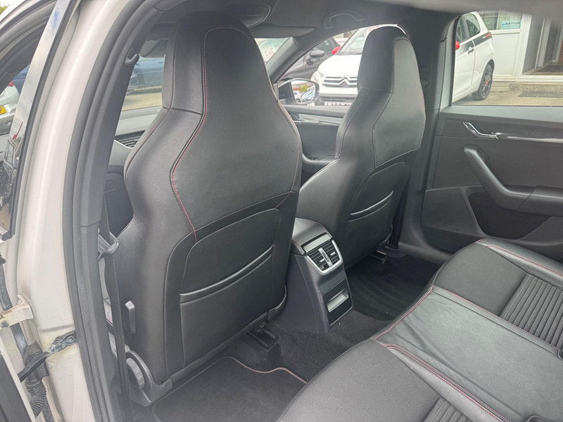 Skoda Octavia 2.0 TFSI vRS Euro 6 (s/s) 5dr (SNav) 5dr Manual 2025