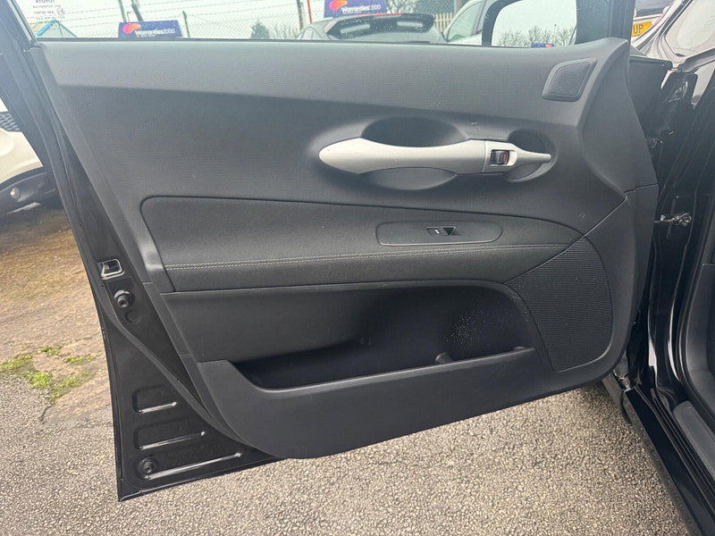 Toyota Auris 1.8 VVT-h T4 CVT Euro 5 (s/s) 5dr 5dr Automatic 2026