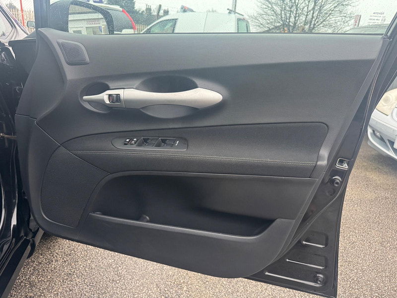 Toyota Auris 1.8 VVT-h T4 CVT Euro 5 (s/s) 5dr 5dr Automatic 2026