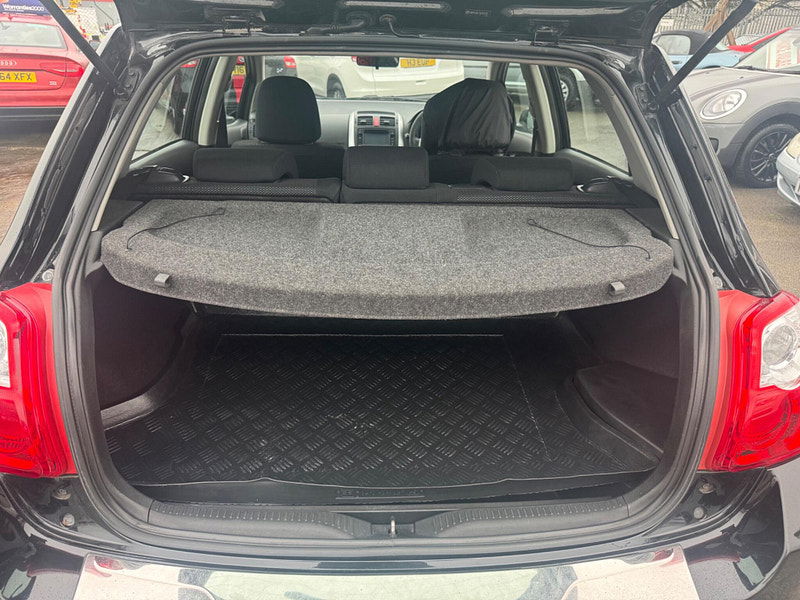 Toyota Auris 1.8 VVT-h T4 CVT Euro 5 (s/s) 5dr 5dr Automatic 2026