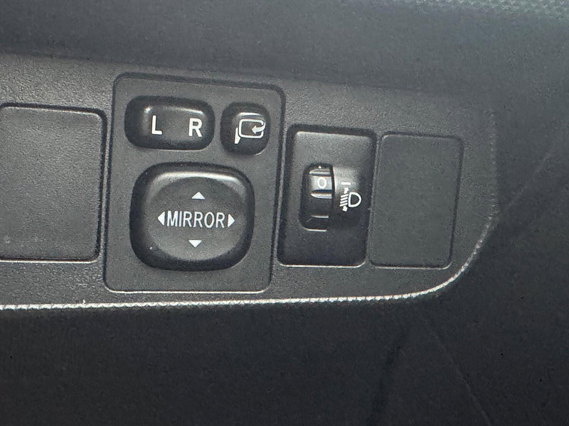 Toyota Auris 1.8 VVT-h T4 CVT Euro 5 (s/s) 5dr 5dr Automatic 2026