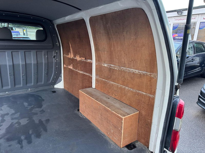 Toyota Hiace 2.5 280 D-4D RWD L1 H1 4dr 4dr Manual 2026