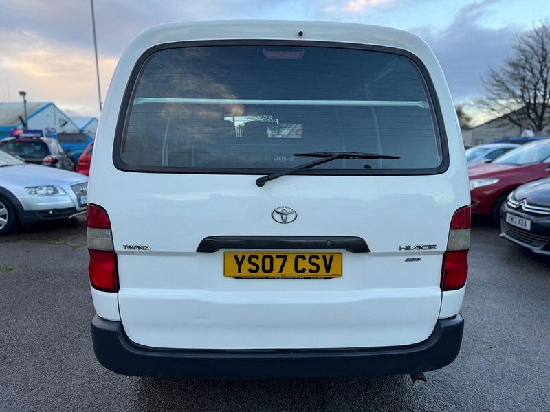 Toyota Hiace 2.5 280 D-4D RWD L1 H1 4dr 4dr Manual 2025