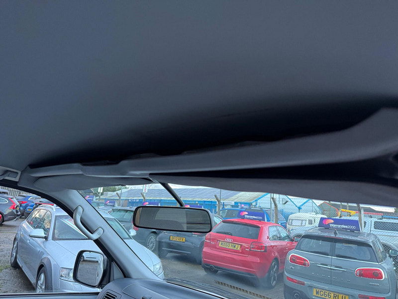 Toyota Hiace 2.5 280 D-4D RWD L1 H1 4dr 4dr Manual 2025