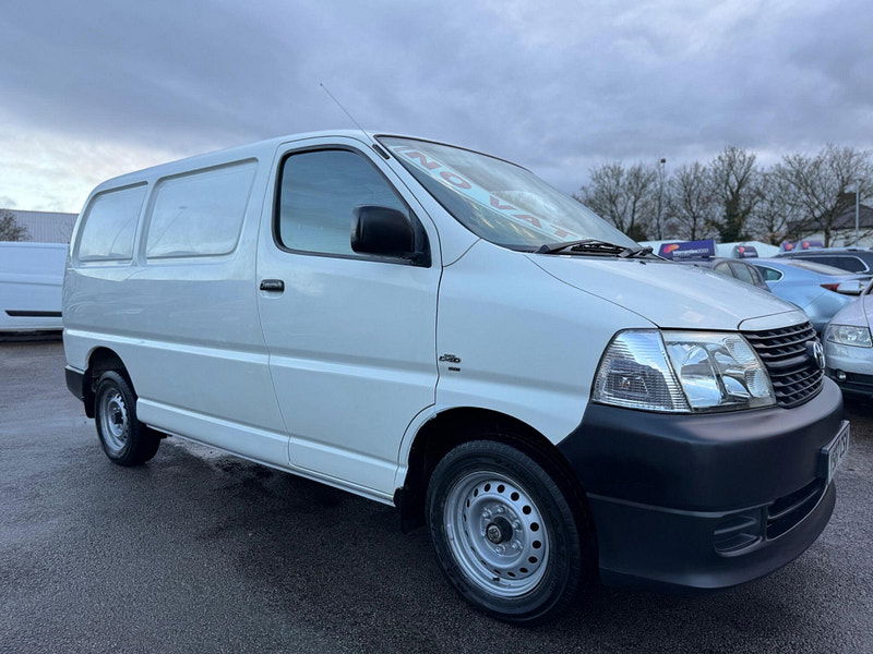 Toyota Hiace 2.5 280 D-4D RWD L1 H1 4dr 4dr Manual 2026