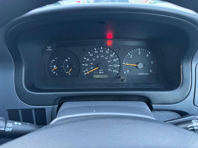 Toyota Hiace 2.5 280 D-4D RWD L1 H1 4dr 4dr Manual 2026