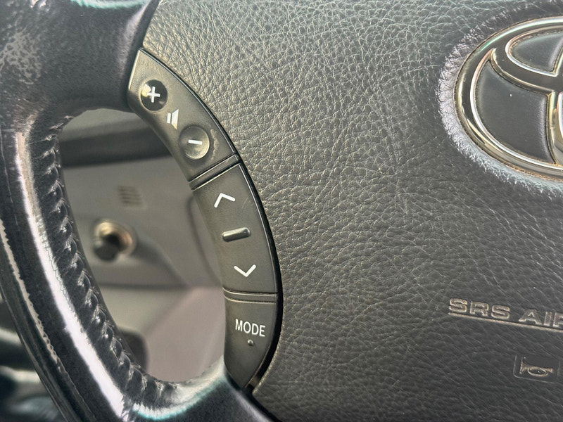 Toyota Hilux INVINCIBLE 4X4 D-4D DCB 4dr Manual 2026