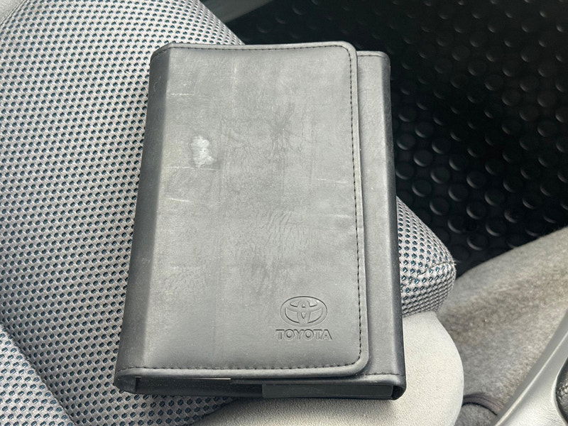 Toyota Hilux INVINCIBLE 4X4 D-4D DCB 4dr Manual 2026