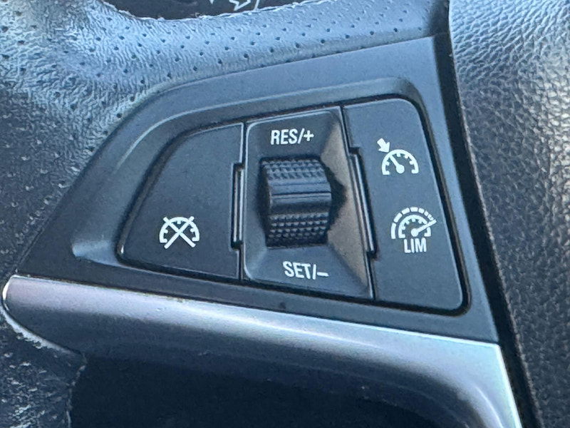 Vauxhall Astra 1.6 16v SRi Euro 5 5dr 5dr Manual 2026