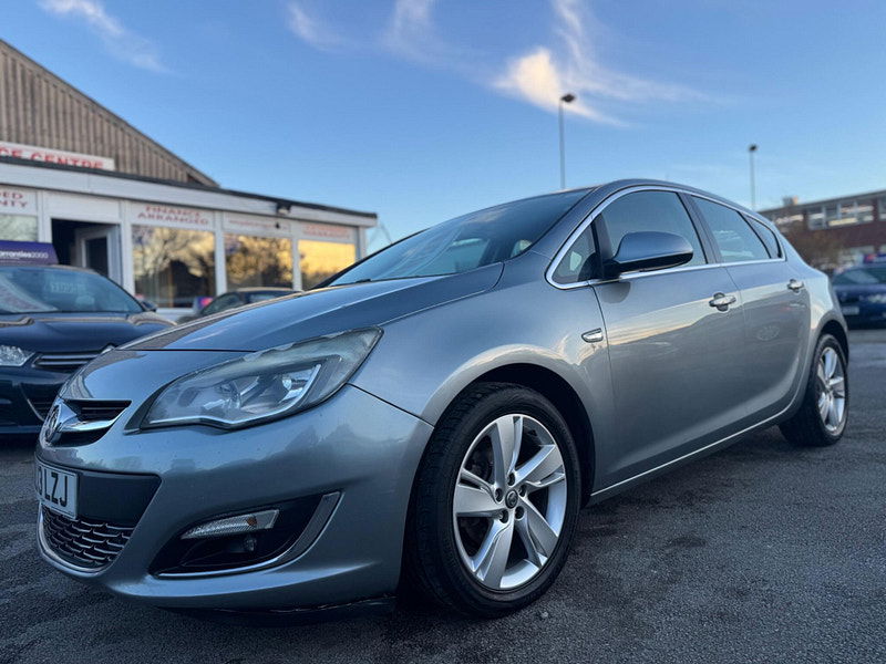 Vauxhall Astra 1.6 16v SRi Euro 5 5dr 5dr Manual 2026