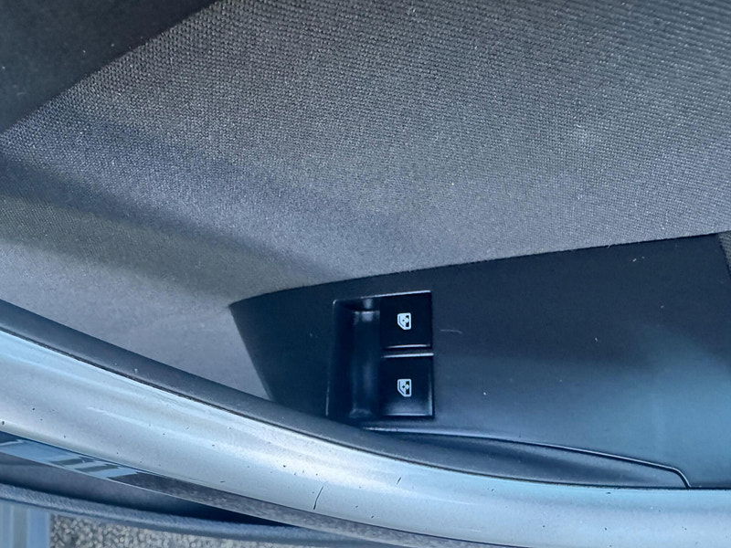 Vauxhall Astra 1.6 16v SRi Euro 5 5dr 5dr Manual 2026