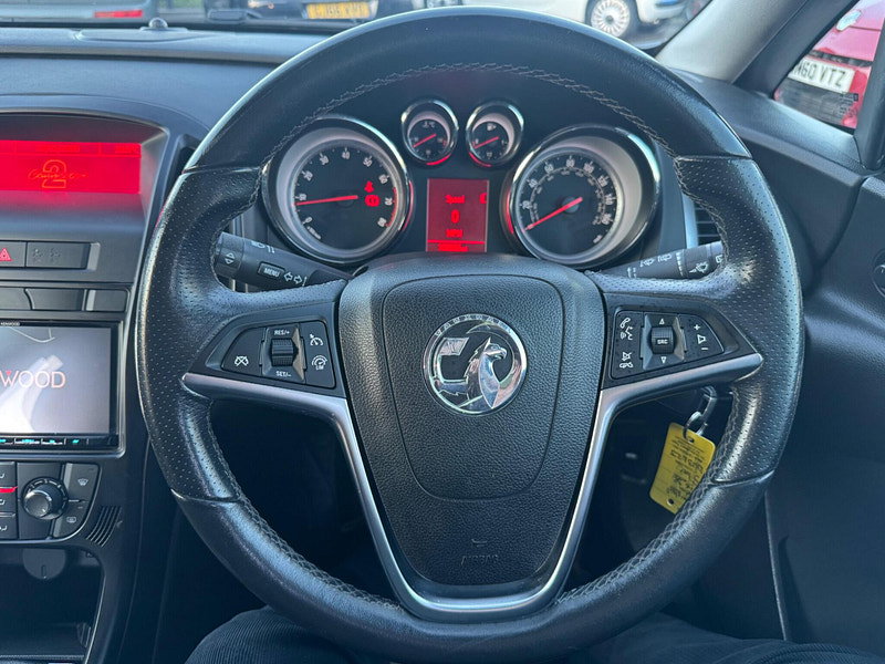 Vauxhall Astra 1.6 16v SRi Euro 5 5dr 5dr Manual 2026