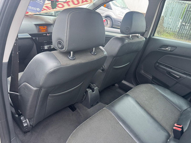 Vauxhall Astra 1.8i 16v Design 5dr 5dr Automatic 2026