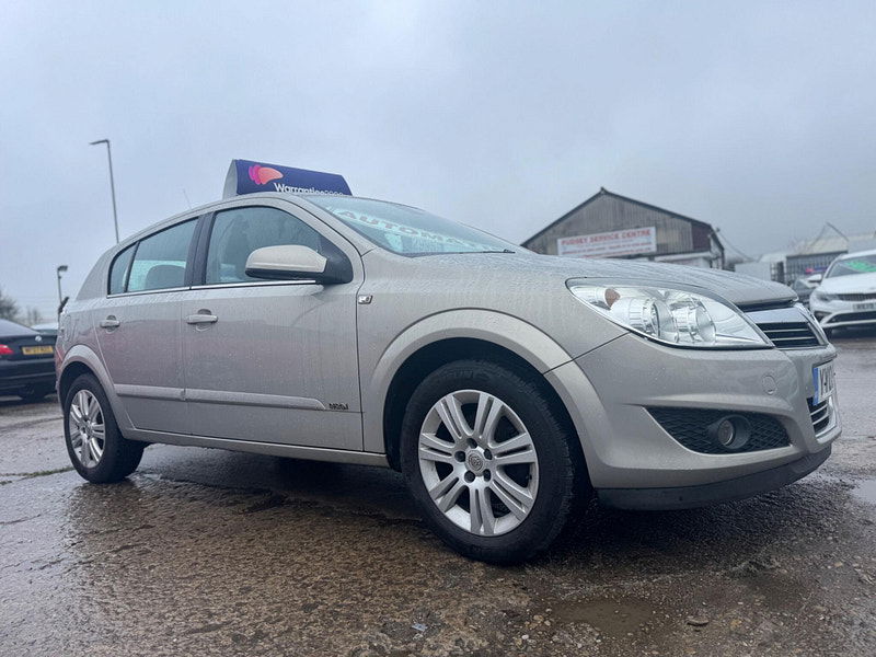 Vauxhall Astra 1.8i 16v Design 5dr 5dr Automatic 2026