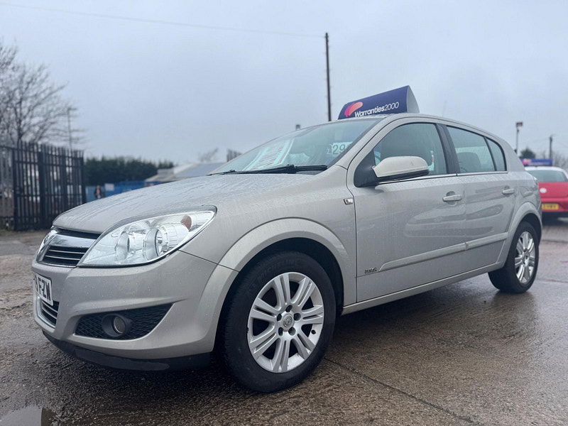 Vauxhall Astra 1.8i 16v Design 5dr 5dr Automatic 2026