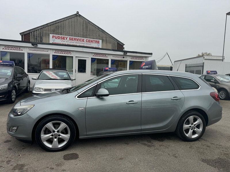 Vauxhall Astra 2.0 CDTi SRi Sports Tourer Auto Euro 5 5dr 5dr Automatic 2025