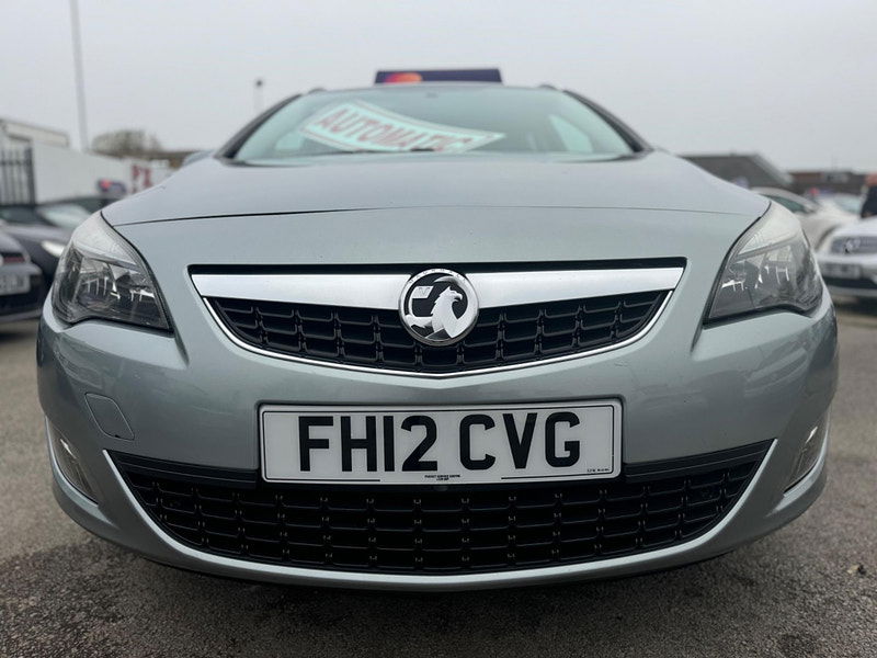 Vauxhall Astra 2.0 CDTi SRi Sports Tourer Auto Euro 5 5dr 5dr Automatic 2025