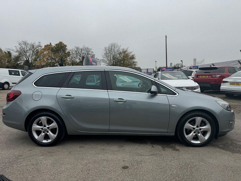 Vauxhall Astra 2.0 CDTi SRi Sports Tourer Auto Euro 5 5dr 5dr Automatic 2025