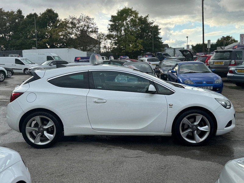 Vauxhall Astra GTC 1.4i Turbo SRi Euro 6 (s/s) 3dr 3dr Manual 2025