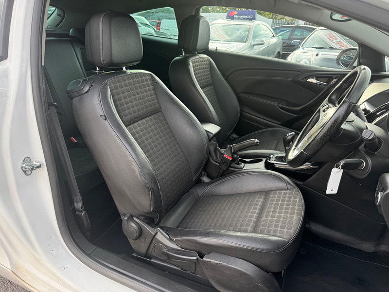 Vauxhall Astra GTC 1.4i Turbo SRi Euro 6 (s/s) 3dr 3dr Manual 2025