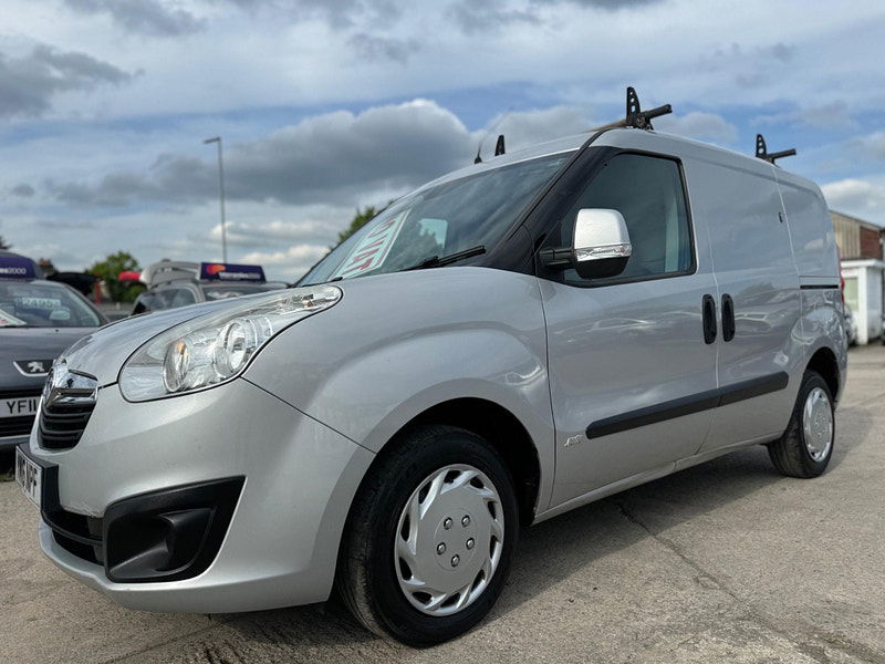 Vauxhall Combo 1.3 CDTi 2000 16v Sportive FWD L1 H1 3dr 3dr Manual 2025