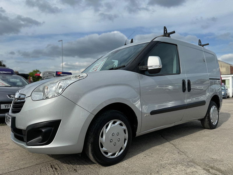 Vauxhall Combo 1.3 CDTi 2000 16v Sportive FWD L1 H1 3dr 3dr Manual 2025
