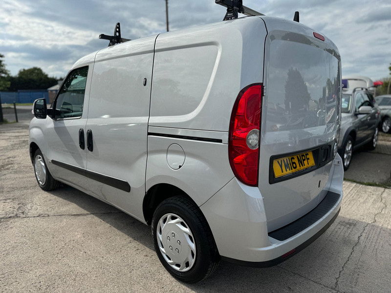 Vauxhall Combo 1.3 CDTi 2000 16v Sportive FWD L1 H1 3dr 3dr Manual 2025