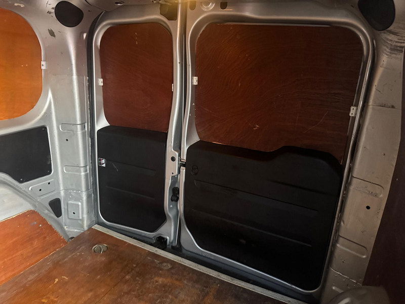 Vauxhall Combo 1.3 CDTi 2000 ecoFLEX 16v FWD L1 H1 (s/s) 3dr 3dr Manual 2026