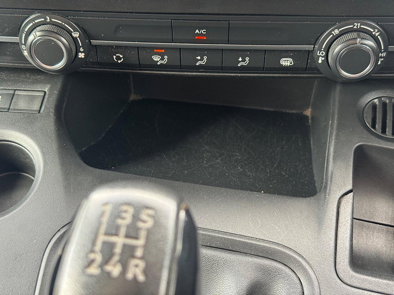 Vauxhall Combo 1.5 Turbo D 2300 Sportive L2 H1 Euro 6 (s/s) 4dr 4dr Manual 2026