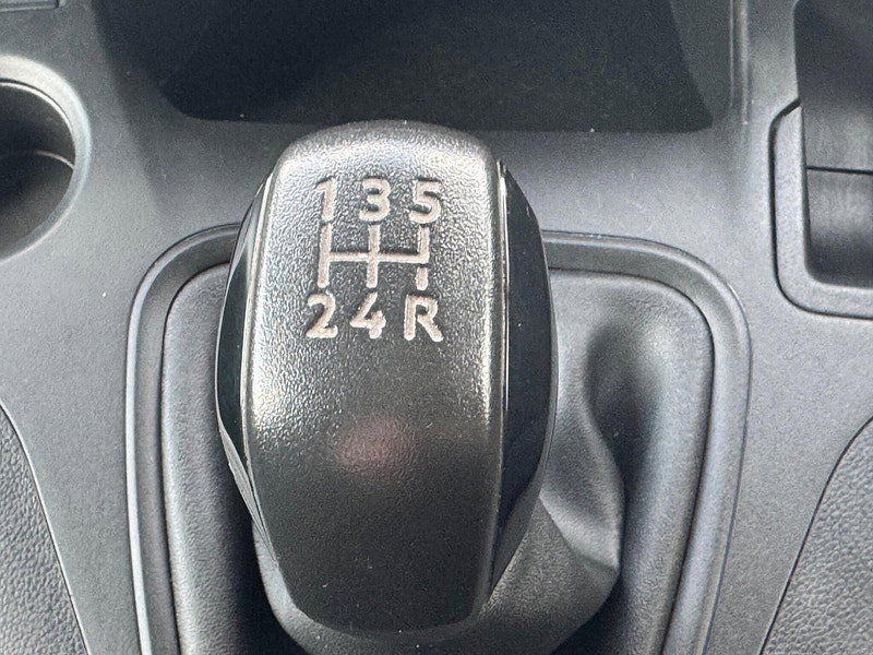 Vauxhall Combo 1.5 Turbo D 2300 Sportive L2 H1 Euro 6 (s/s) 4dr 4dr Manual 2026